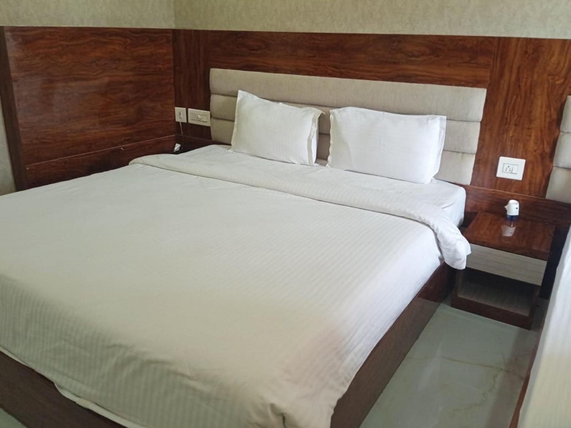 Hotel Sea Gold Puri Dış mekan fotoğraf